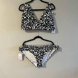 Time and Tru Monochrome Bikini Set